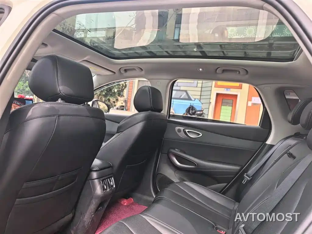 BYD Hai Shi 05 EV 2025 520KM Smart Navigation Edition — фото 6