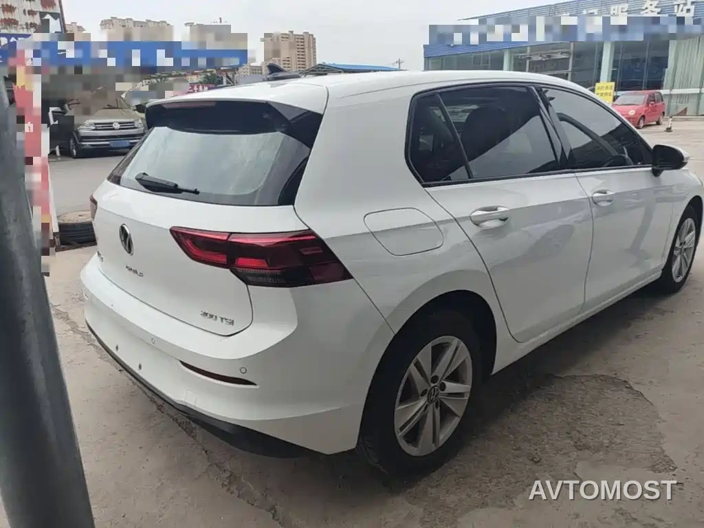 Volkswagen Golf 2023 Model 200TSI DSG — фото 5