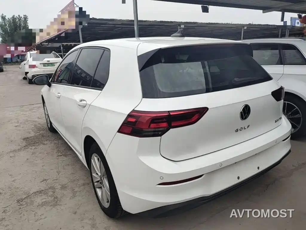 Volkswagen Golf 2023 Model 200TSI DSG — фото 23