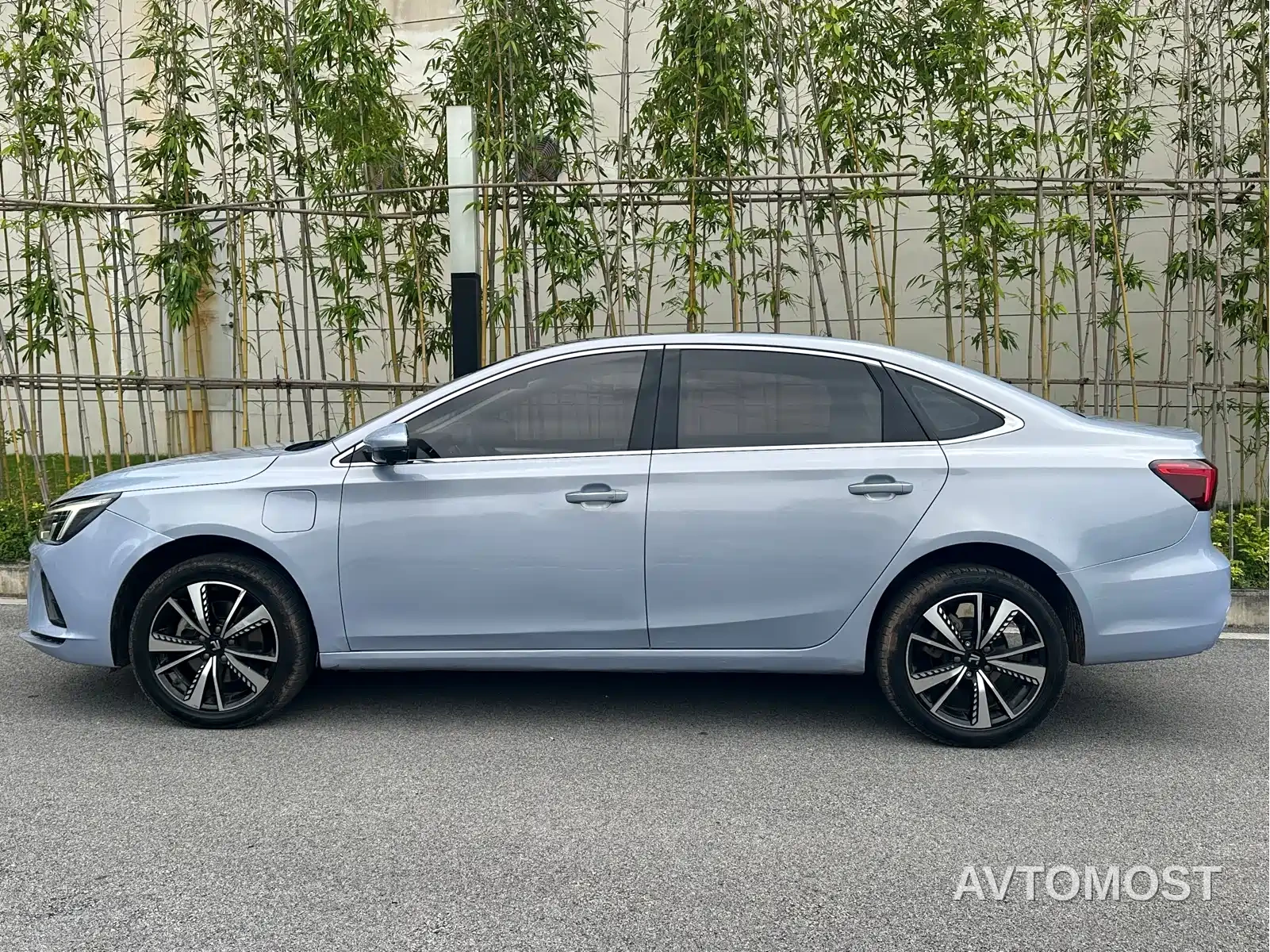 Roewe Feifan ER6 2021 New Power Edition 620km Smart Enjoy Edition — фото 10