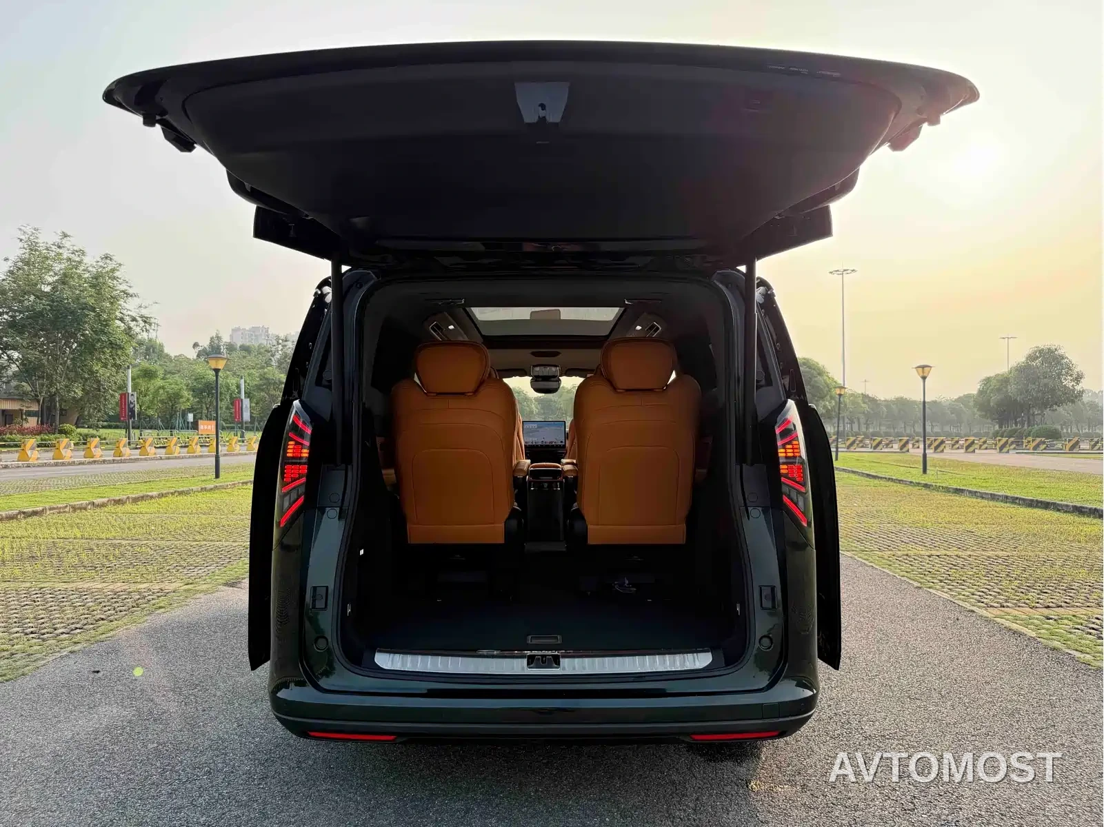 Geely Galaxy Yizhen L380 2025 Model 805km Flagship Edition AWD — фото 30