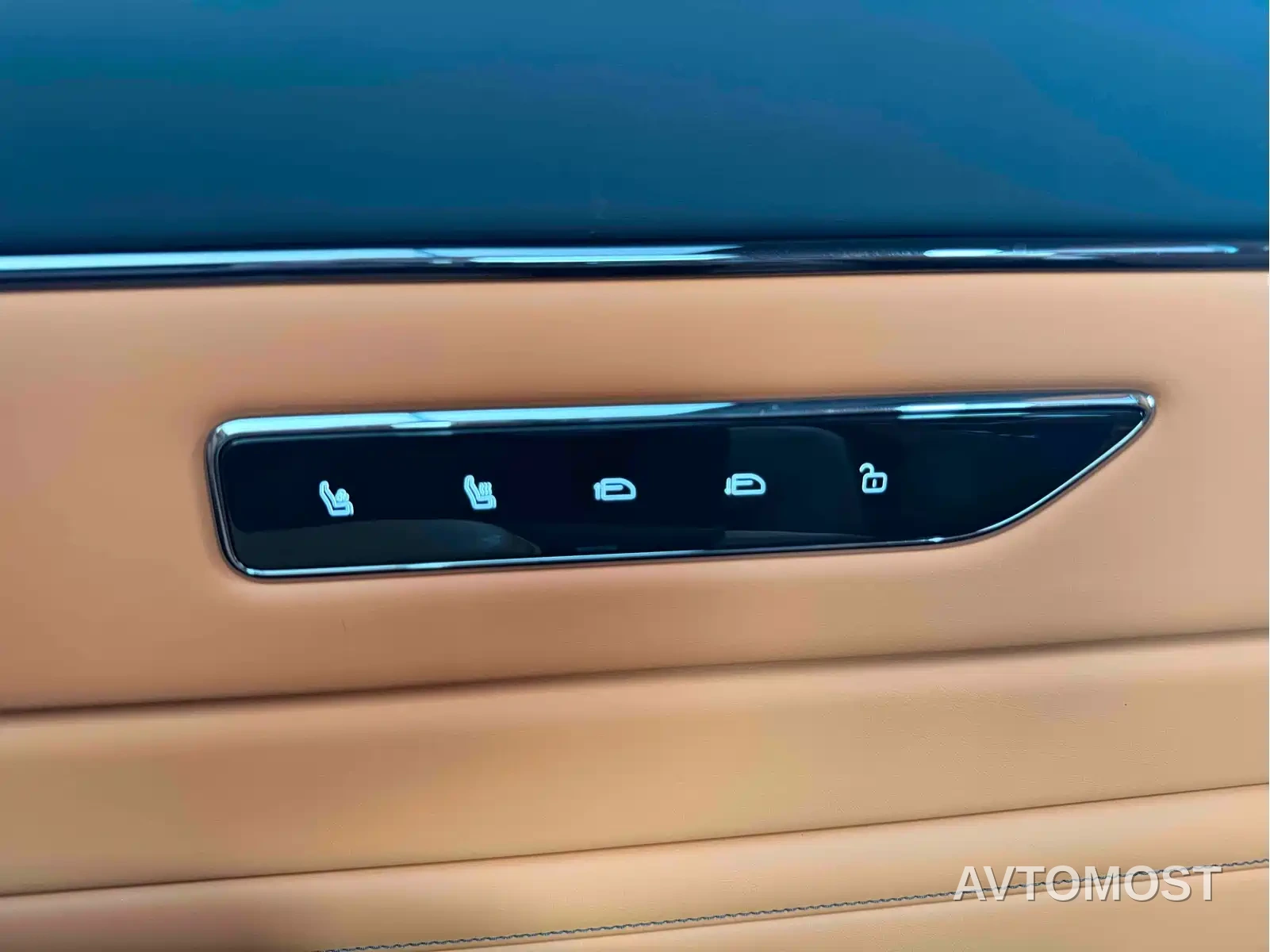 Geely Galaxy Yizhen L380 2025 Model 805km Flagship Edition AWD — фото 36