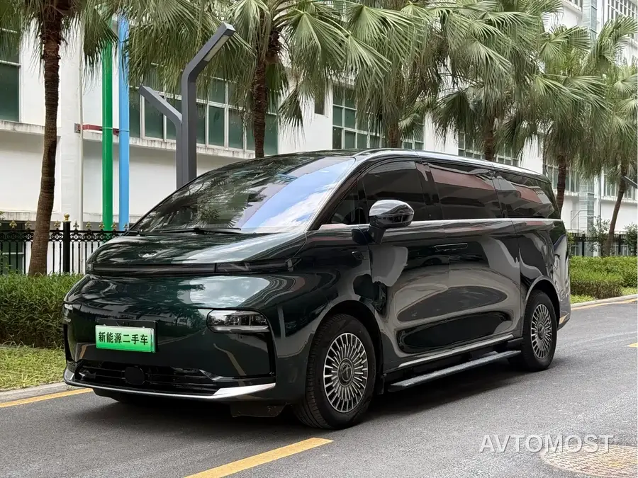 Geely Galaxy Yizhen L380 2025 Model 805km Flagship Edition AWD