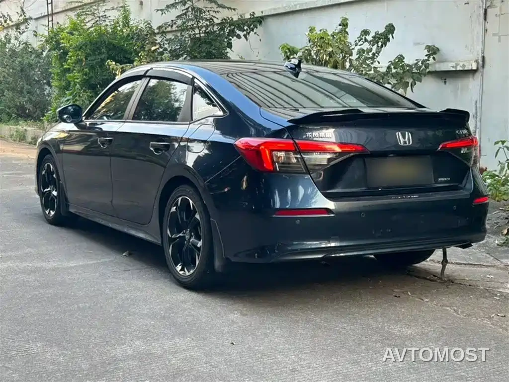 Honda Civic 2023 2.0L e:HEV Sharp Edition — фото 7