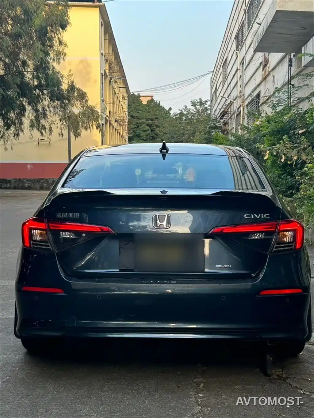 Honda Civic 2023 2.0L e:HEV Sharp Edition — фото 8