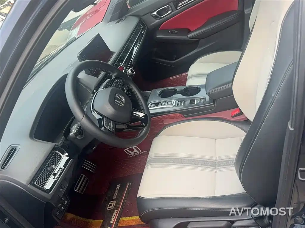 Honda Civic 2023 2.0L e:HEV Sharp Edition — фото 11