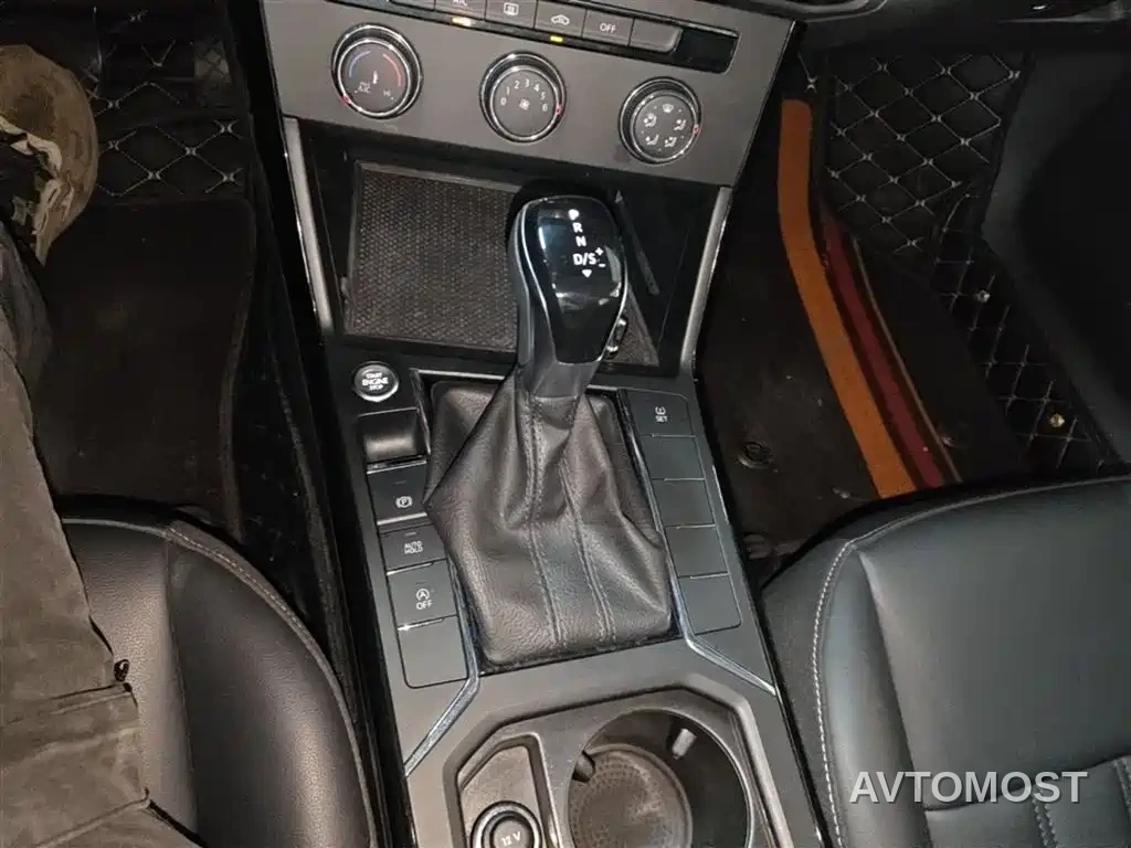 Volkswagen Passat 2020 Facelift 280TSI Business Version China VI — фото 14