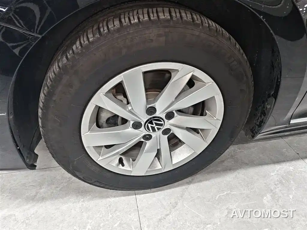 Volkswagen Passat 2020 Facelift 280TSI Business Version China VI — фото 21