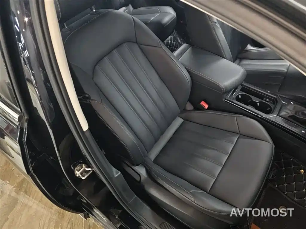 Volkswagen Passat 2020 Facelift 280TSI Business Version China VI — фото 23