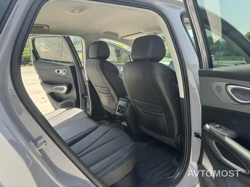 BYD Hai Shi 05 EV 2025 430KM Smart Navigation Edition — фото 9
