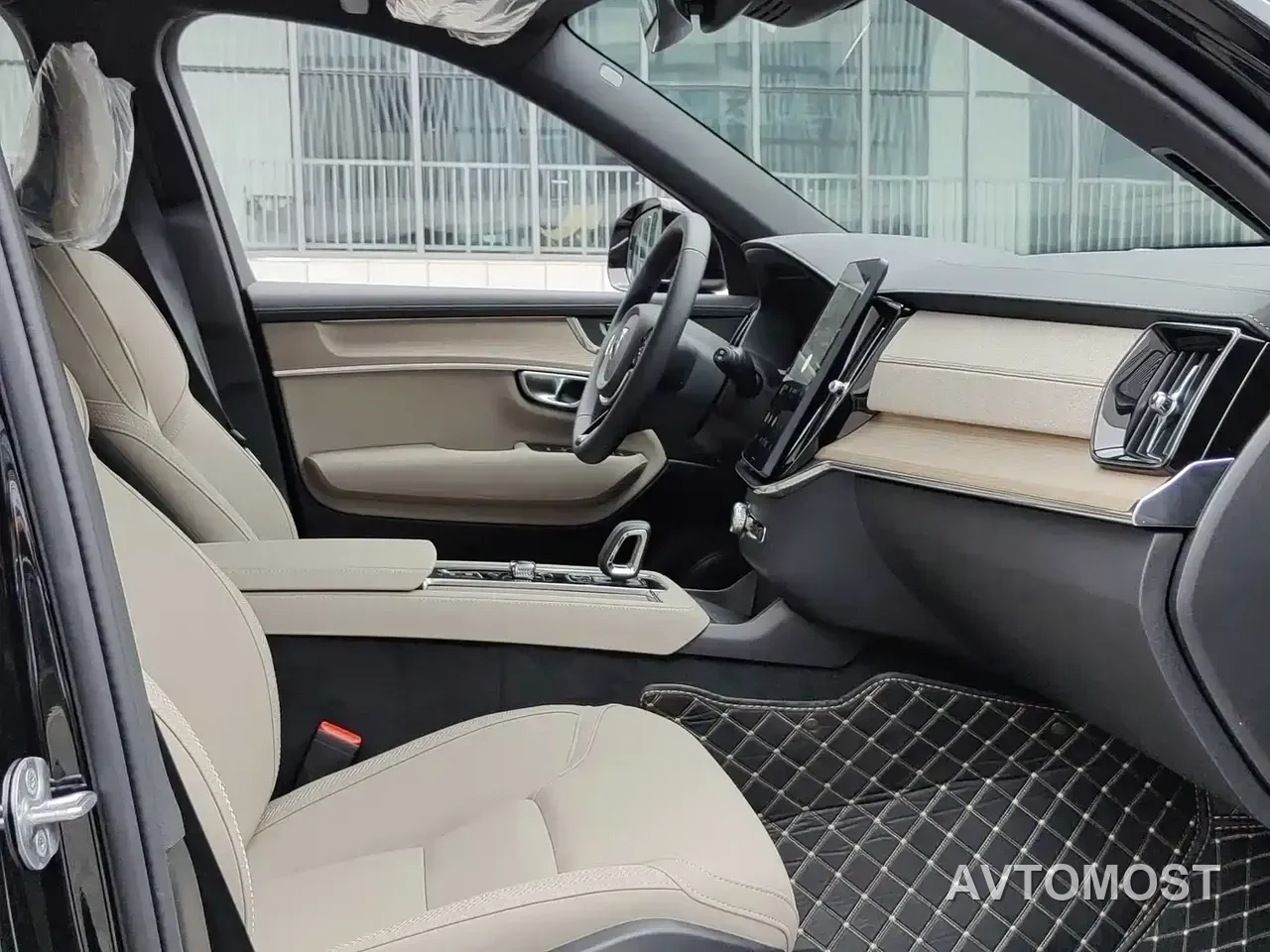 Volvo XC90 2026 B5 AWD Elegance Luxury 5-seater — фото 11