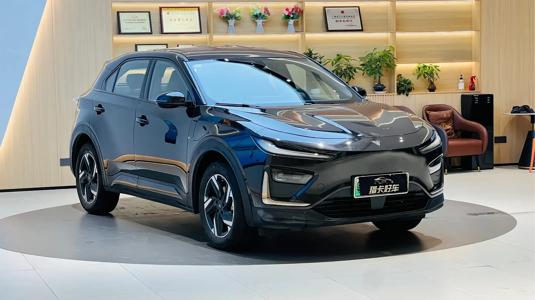 Nezha X 2024 400 Premium Edition — фото 3