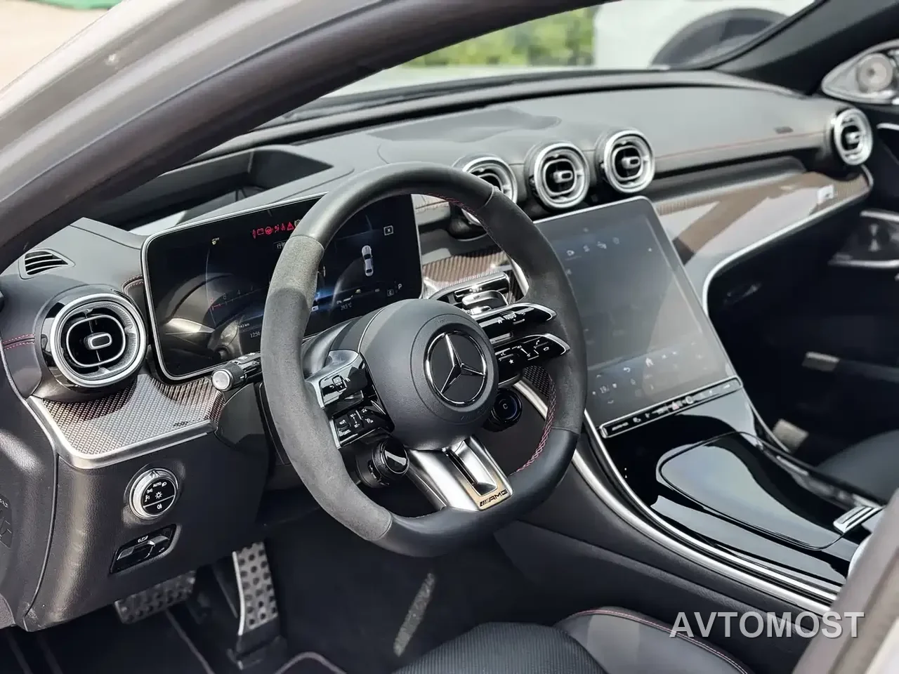 Mercedes-Benz C-Class AMG New Energy 2024 Mercedes-AMG C 63 S E PERFORMANCE F1 Edition — фото 2