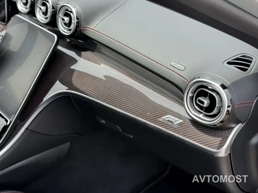 Mercedes-Benz C-Class AMG New Energy 2024 Mercedes-AMG C 63 S E PERFORMANCE F1 Edition