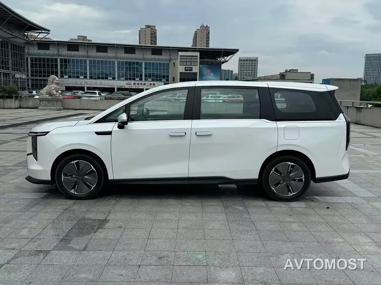 SAIC Maxus Dajia 7 2024 Model Super Hybrid Long Range Deluxe Edition — фото 4