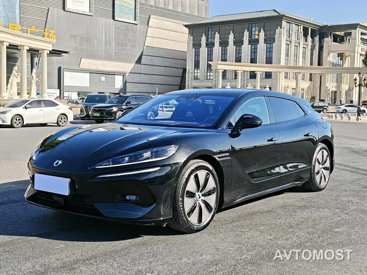 Denza Z9GT 2024 Model 1100 AWD Max Edition — фото 3
