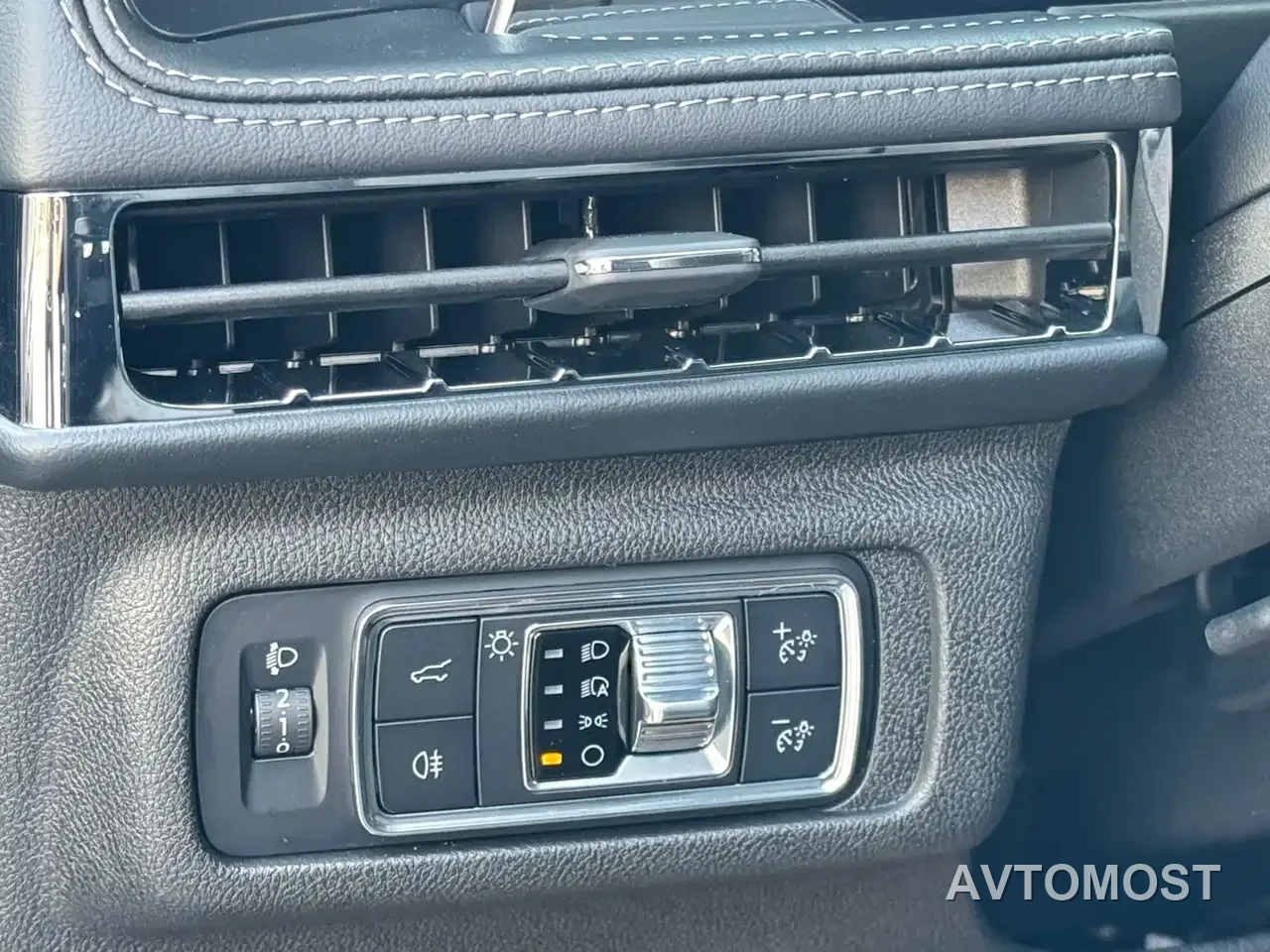Lincoln Adventurer 2024 1.5T FWD Elegance Hybrid — фото 14