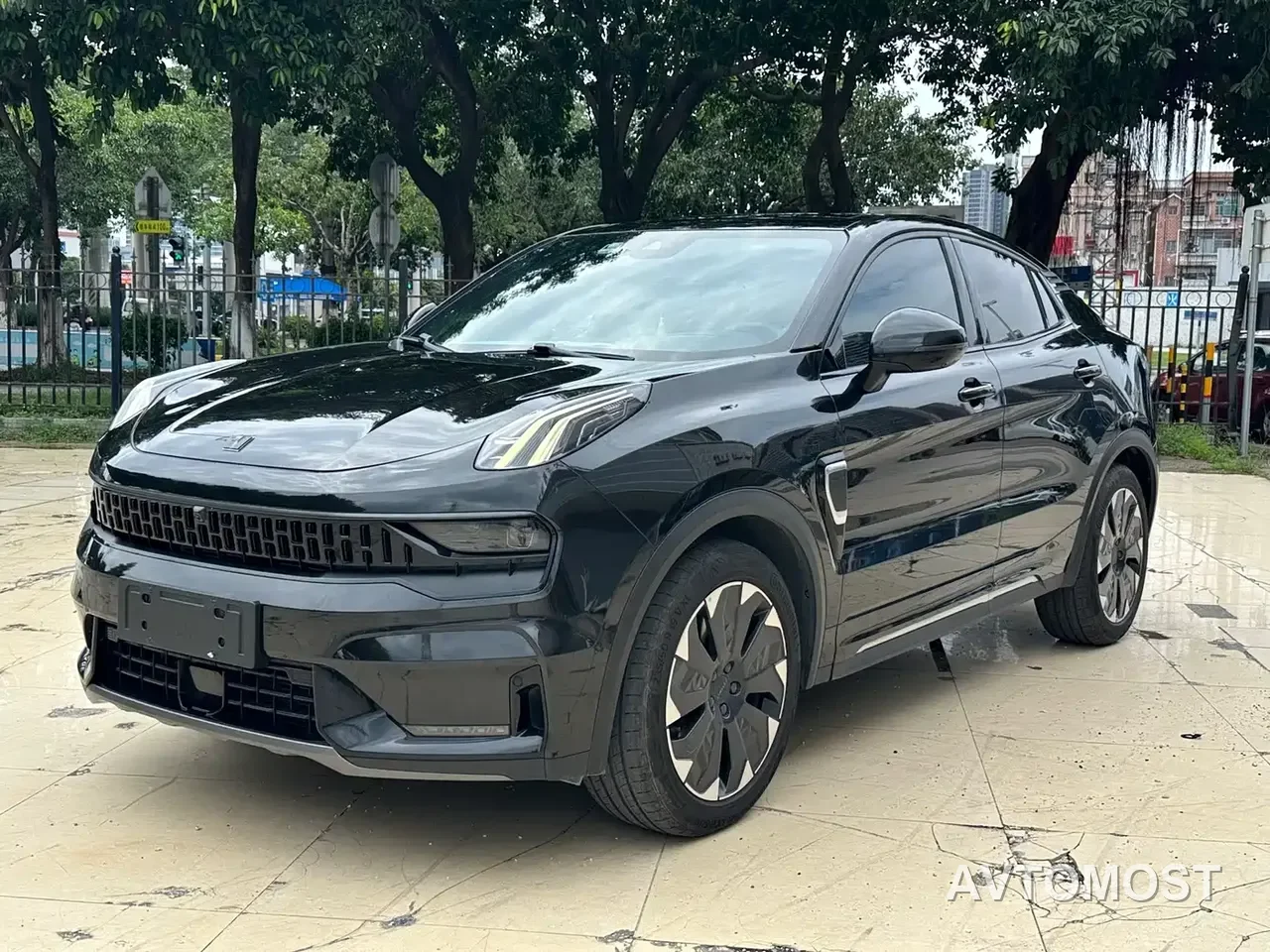 Lynk & Co 05 EM-P 2021 1.5TD PHEV HALO — фото 1