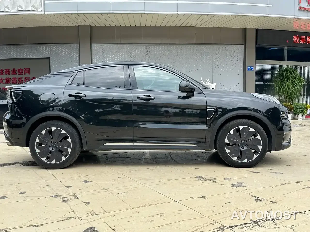 Lynk & Co 05 EM-P 2021 1.5TD PHEV HALO — фото 4