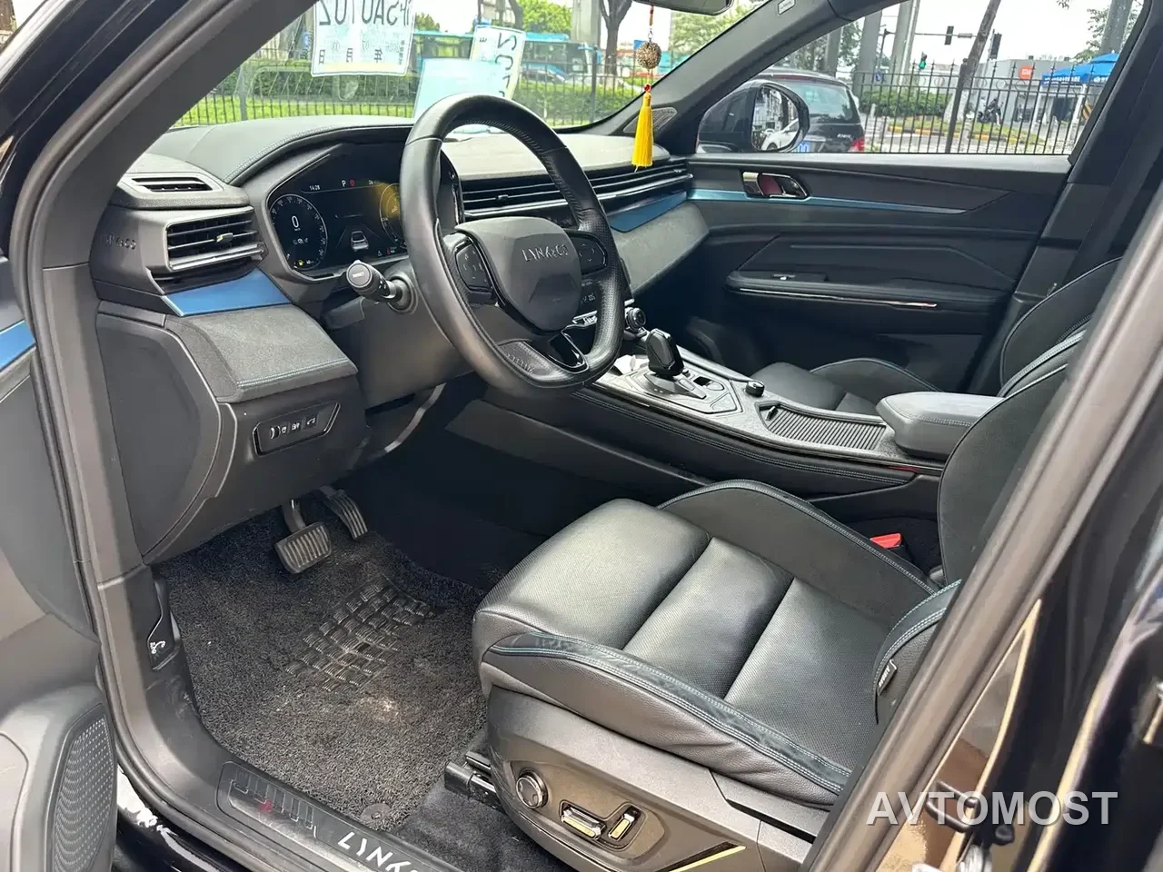 Lynk & Co 05 EM-P 2021 1.5TD PHEV HALO — фото 7