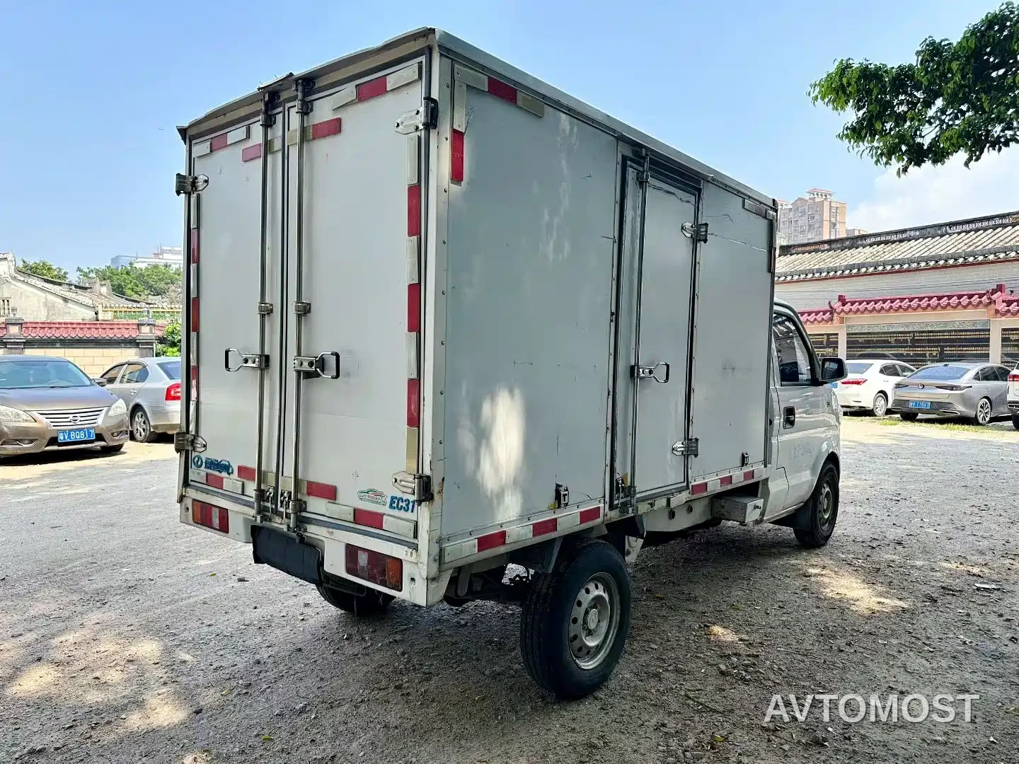 Ruichi New Energy EC31 2022 Standard Van 39.42kWh — фото 6