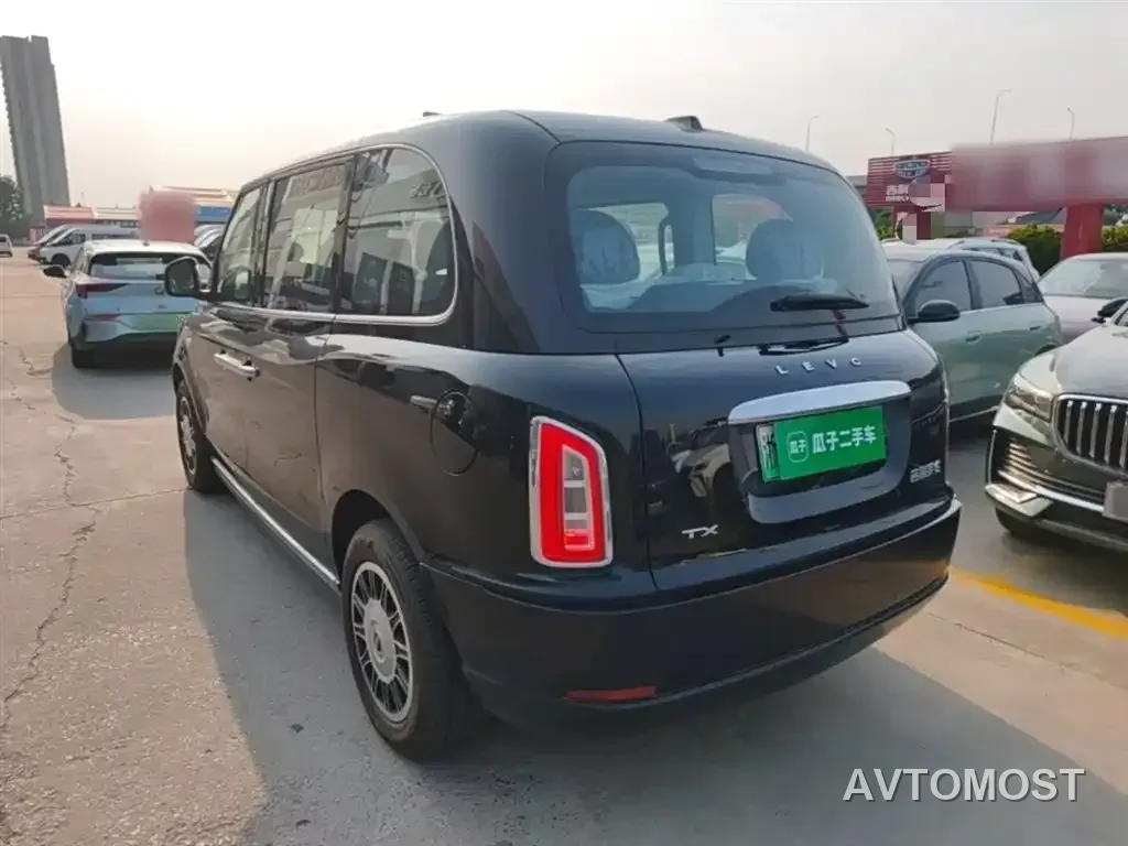LEVC TX 2023 TX5 Extended Range Travel Edition — фото 5
