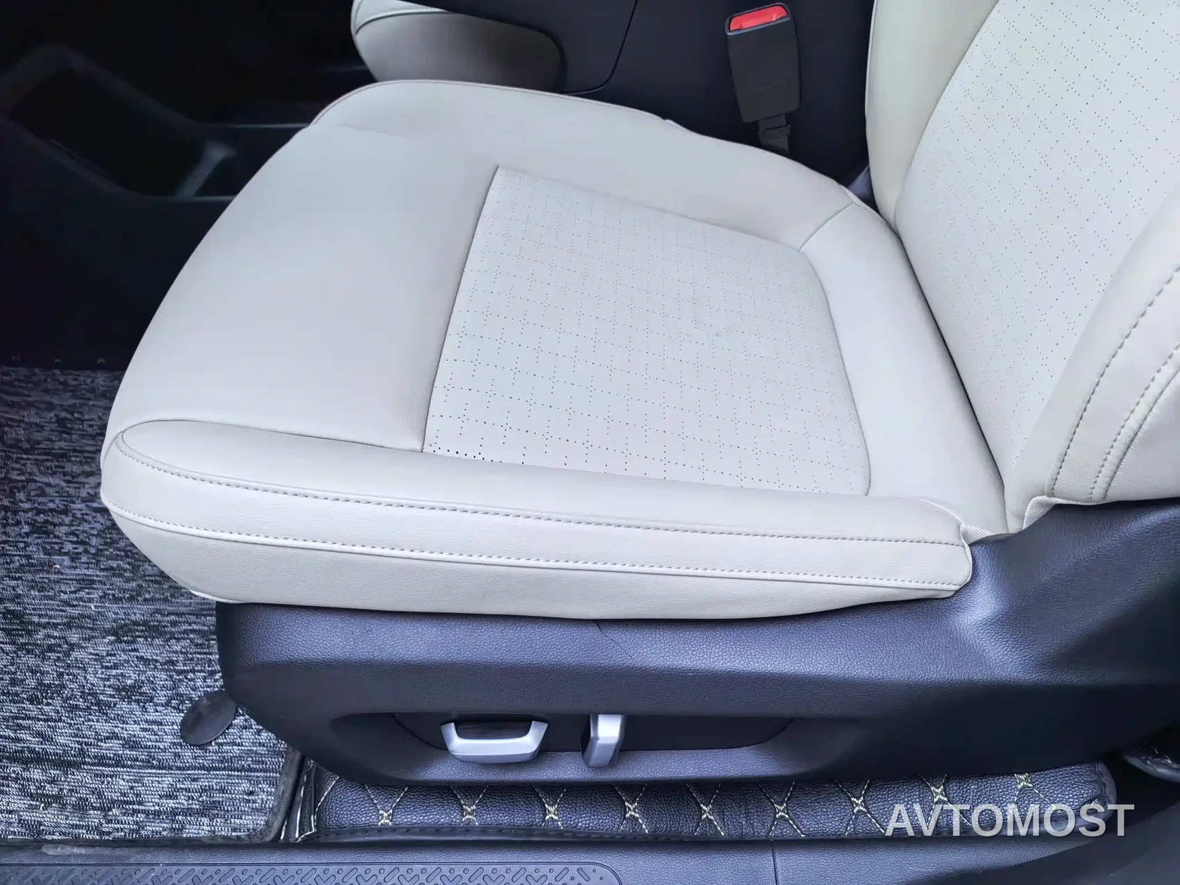 Wuling Binguo PLUS 2024 401km Range 5-seater — фото 16