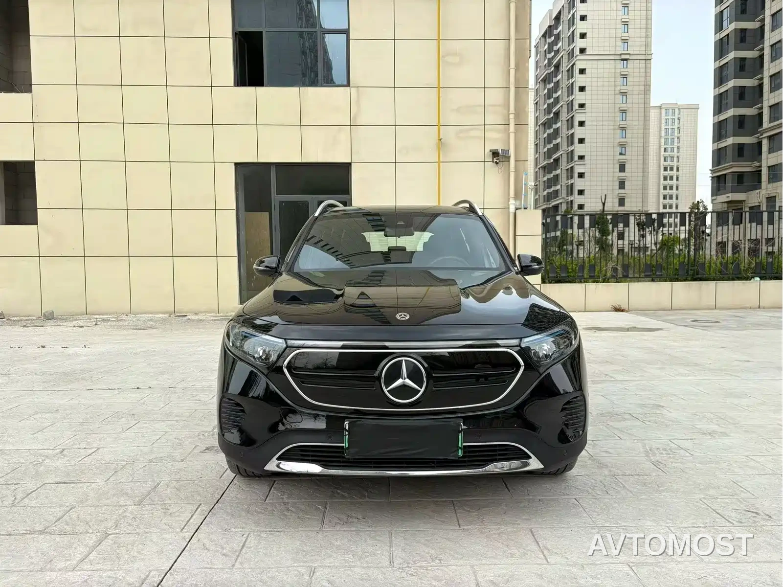 Mercedes-Benz EQB 2023 Facelift EQB 260 — фото 2