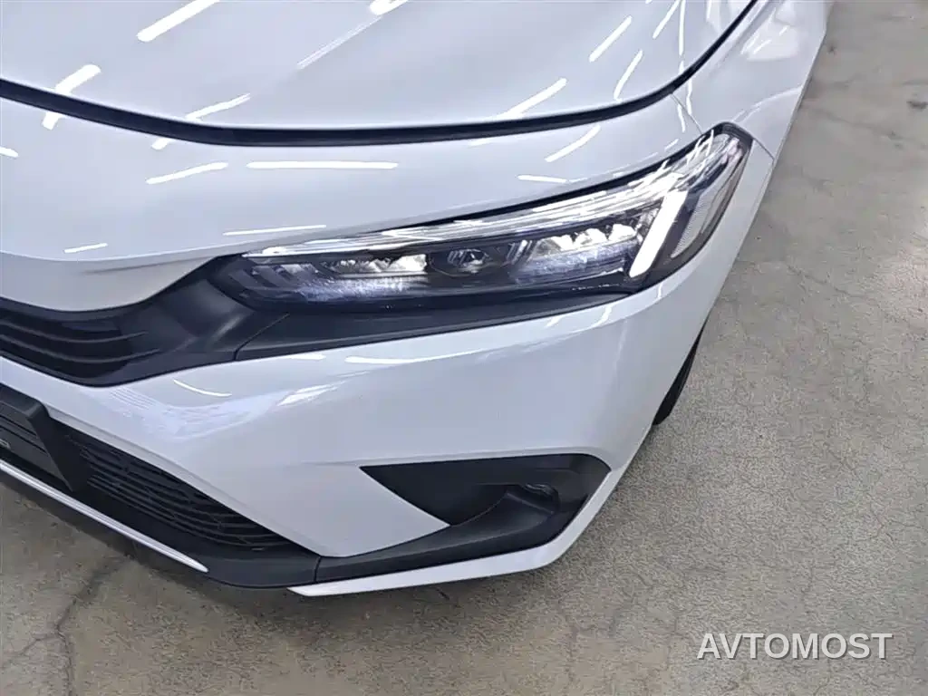 Honda Civic 2023 2.0L e:HEV Sharp Edition — фото 18