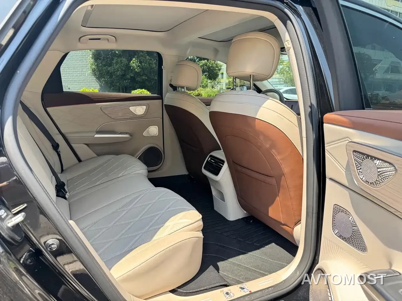 Chery Fengyun A9L 2025 260 Ultra Long Range Luxury Edition — фото 12