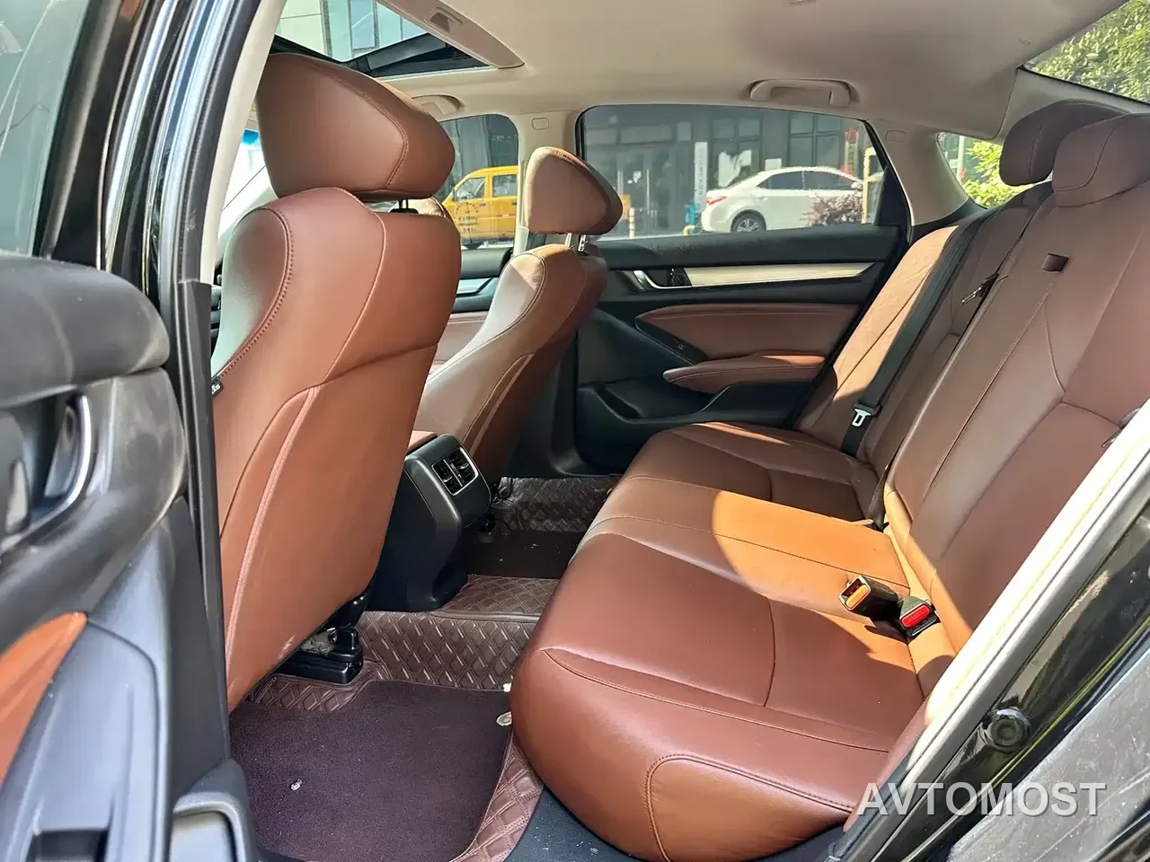 Honda Inspire 2022 Sharp Hybrid 2.0L Pure Elegance — фото 8