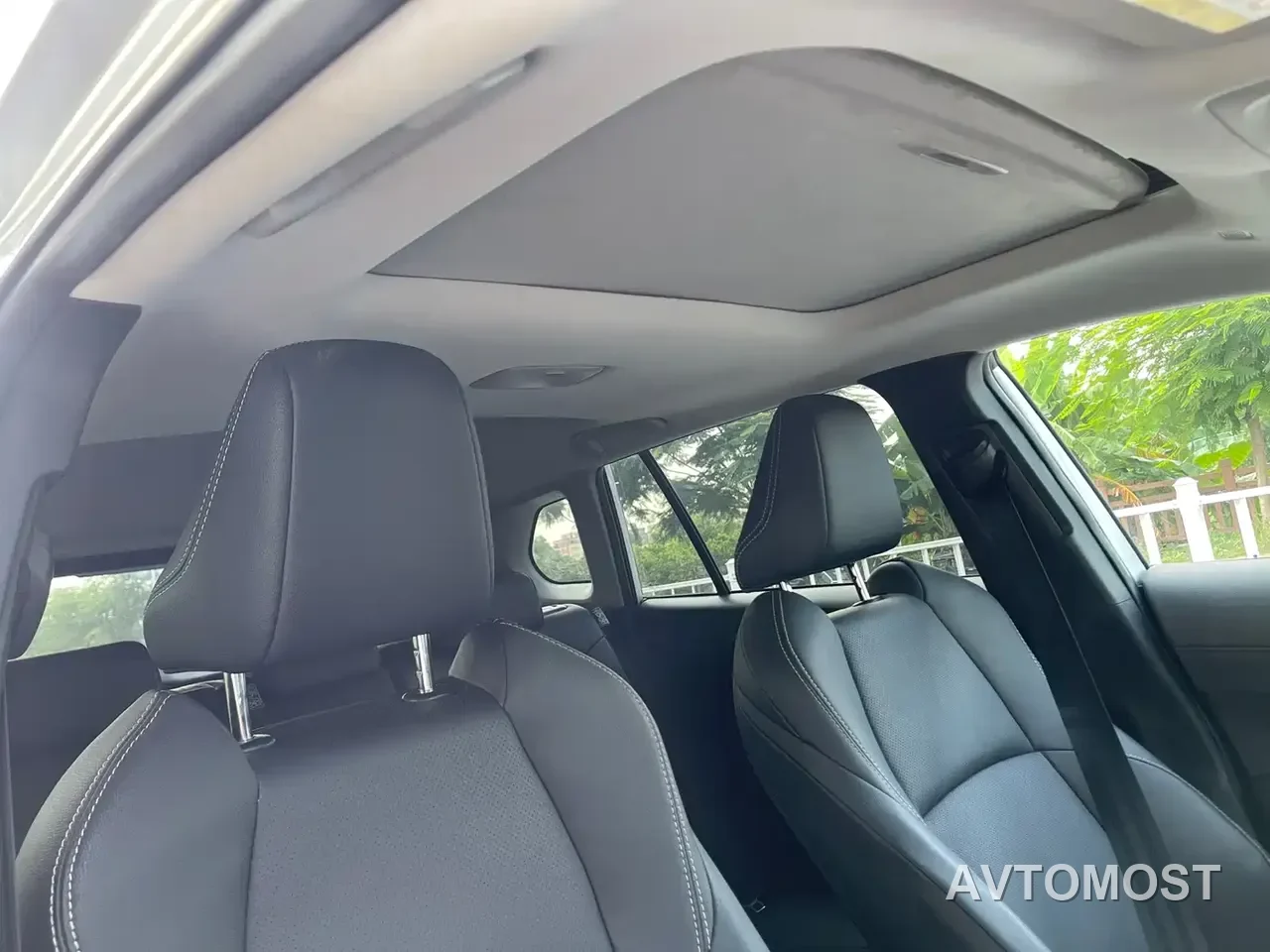 Toyota Frontlander 2024 2.0L Smart Hybrid Dual Engine Luxury Edition — фото 9