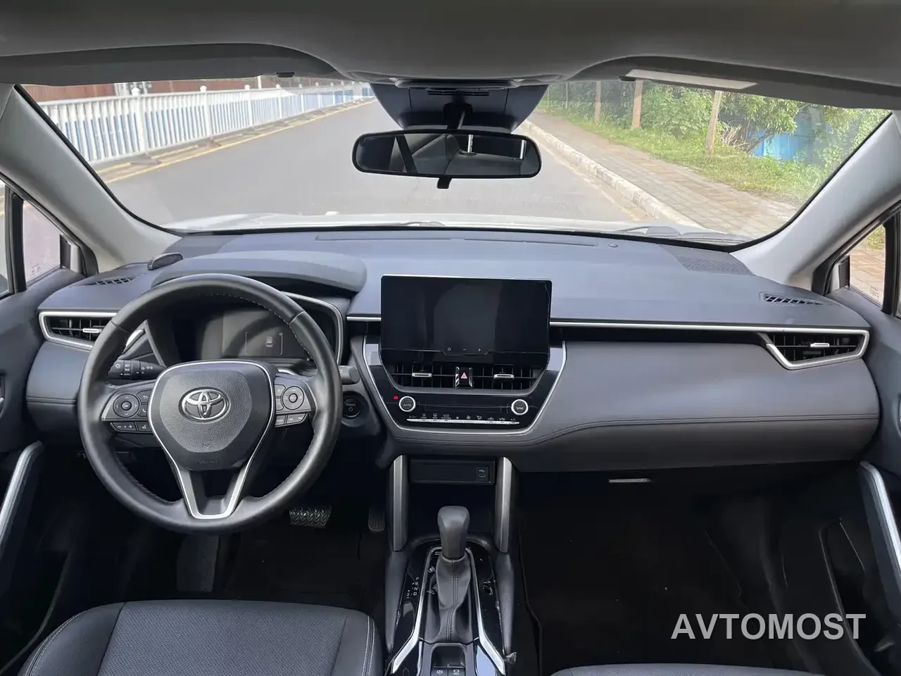 Toyota Frontlander 2024 2.0L Smart Hybrid Dual Engine Luxury Edition — фото 17