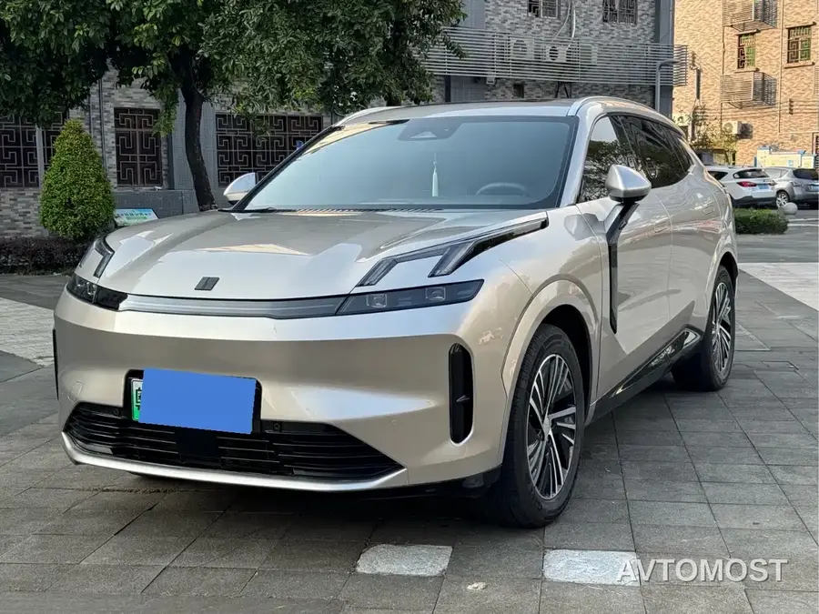 Lynk & Co 08 EM-P 2025 120km Long Range Halo