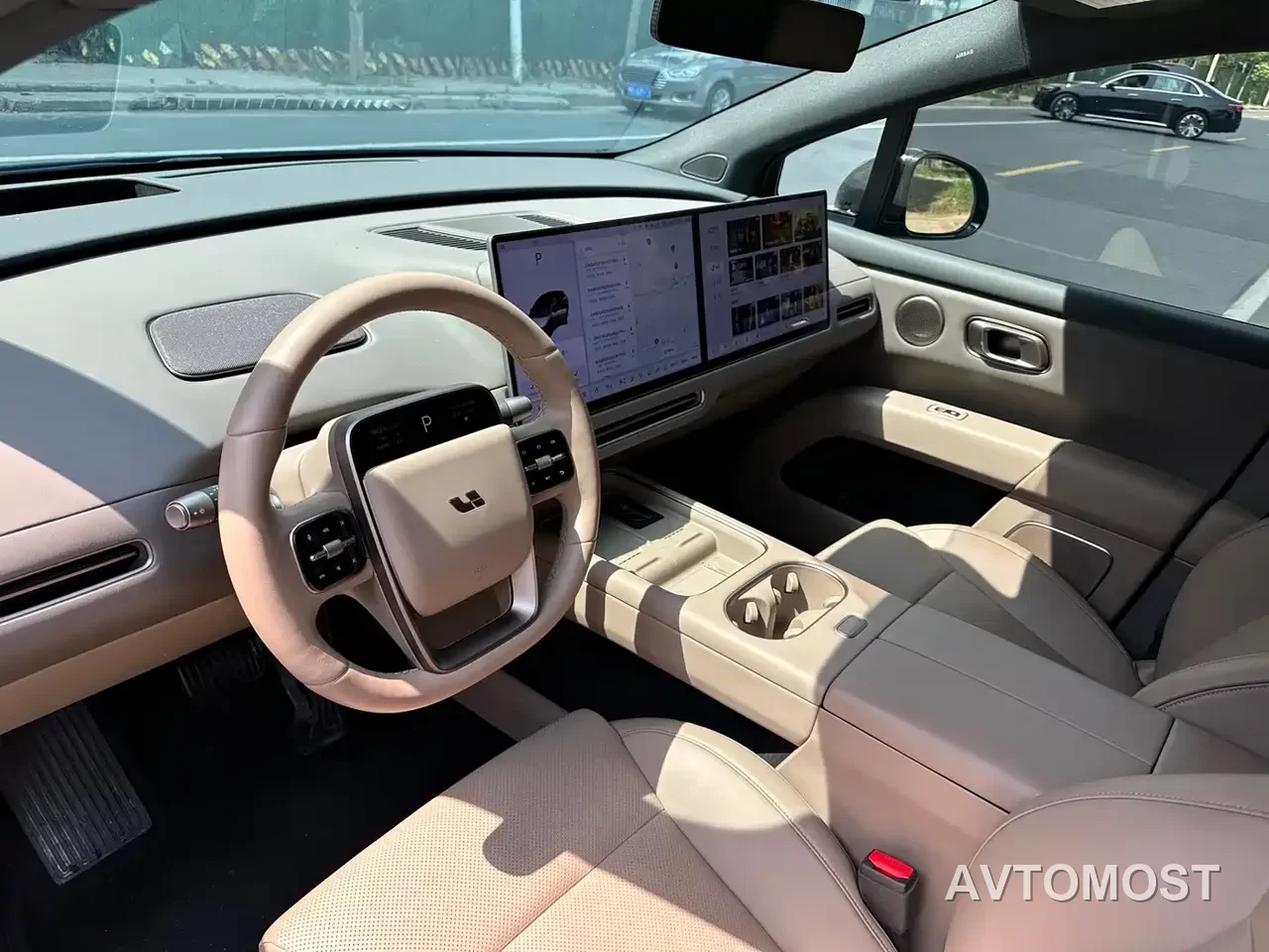 Li Auto i6 2025 2WD Base Model — фото 8