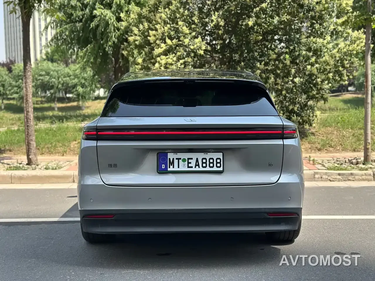 Li Auto i6 2025 2WD Base Model — фото 5