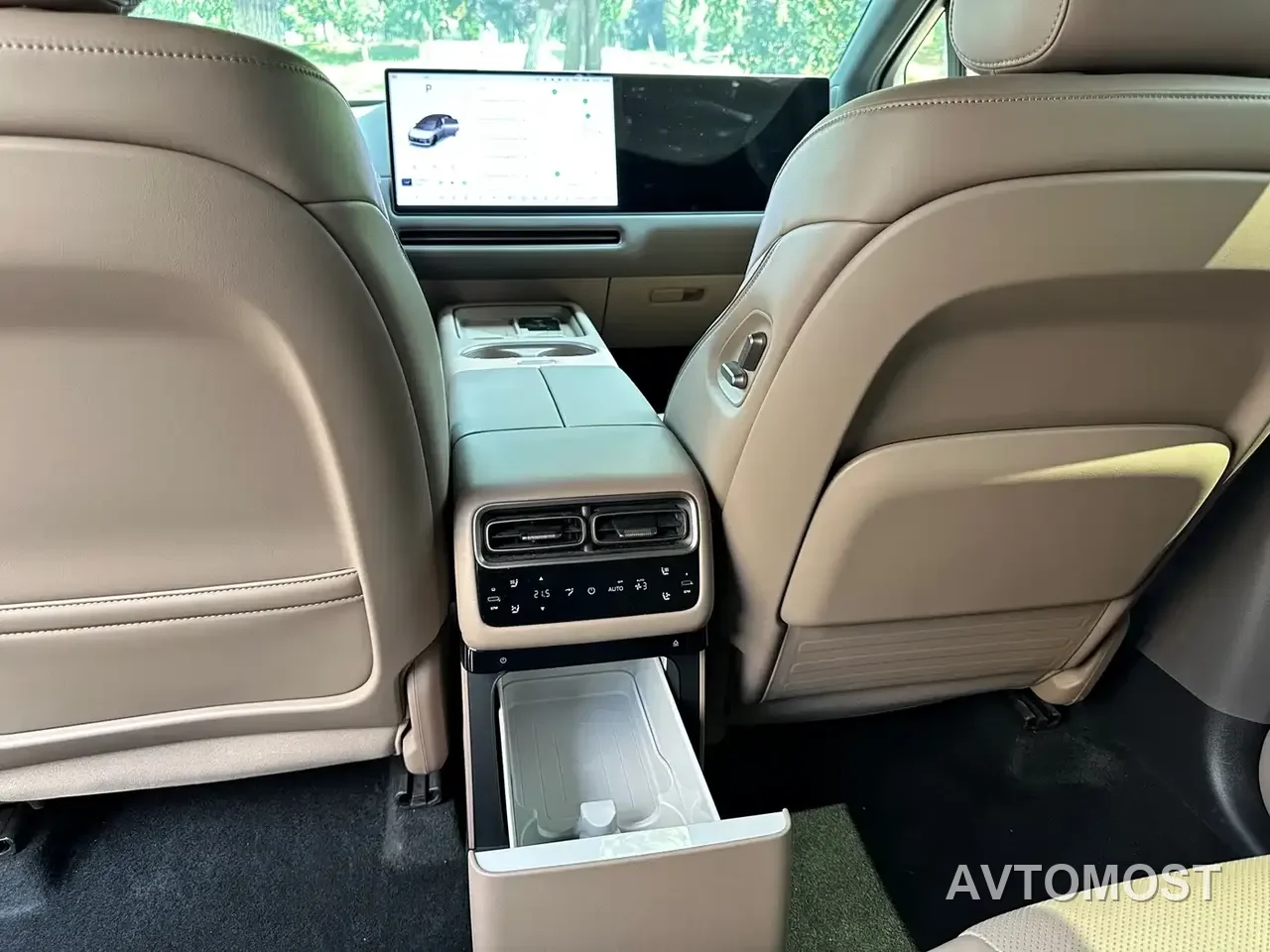 Li Auto i6 2025 2WD Base Model — фото 9