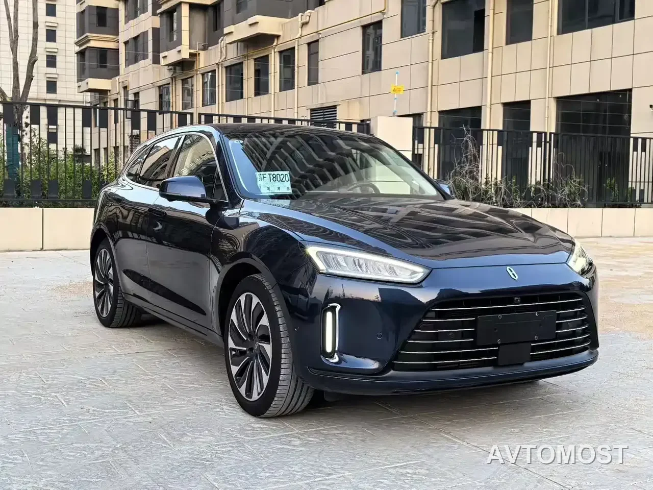 AITO M5 2022 Extended Range AWD Flagship — фото 3