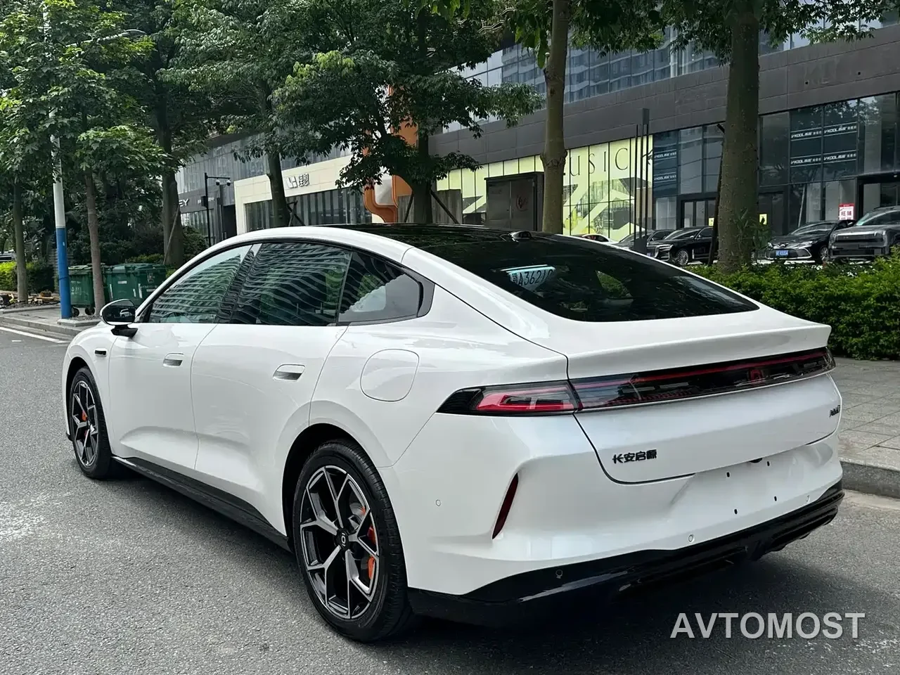 Changan Qiyuan A06 2025 210kW Pure Electric — фото 4