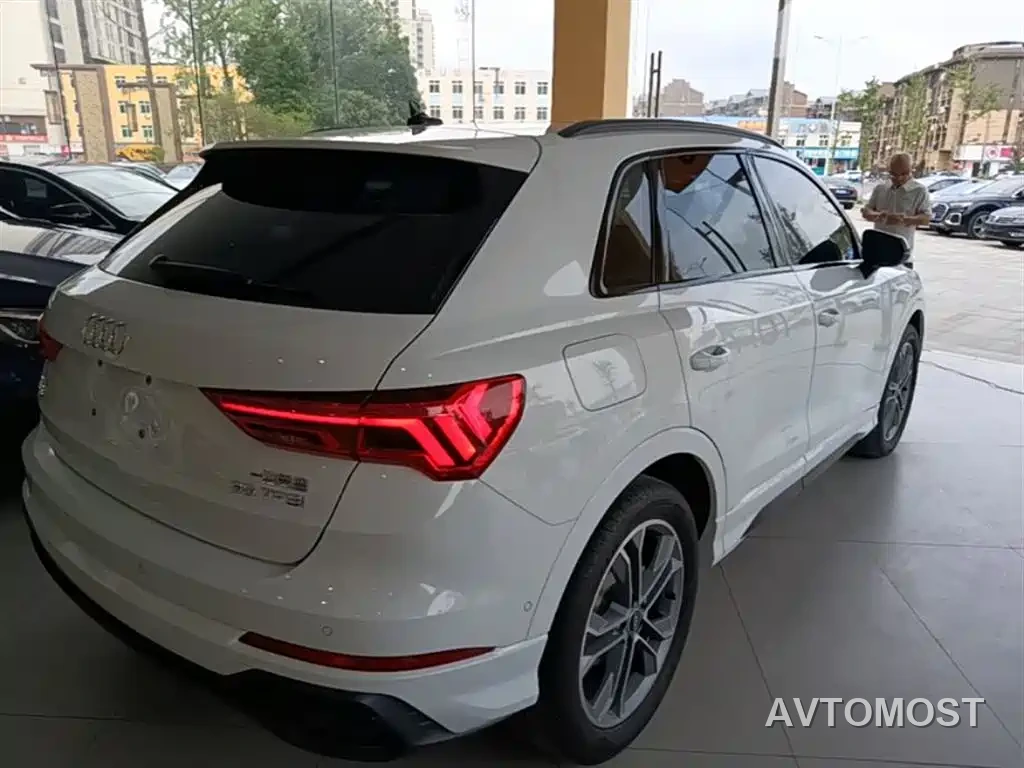 Audi Q3 2023 35 TFSI Fashion Dynamic (1.4T) — фото 7