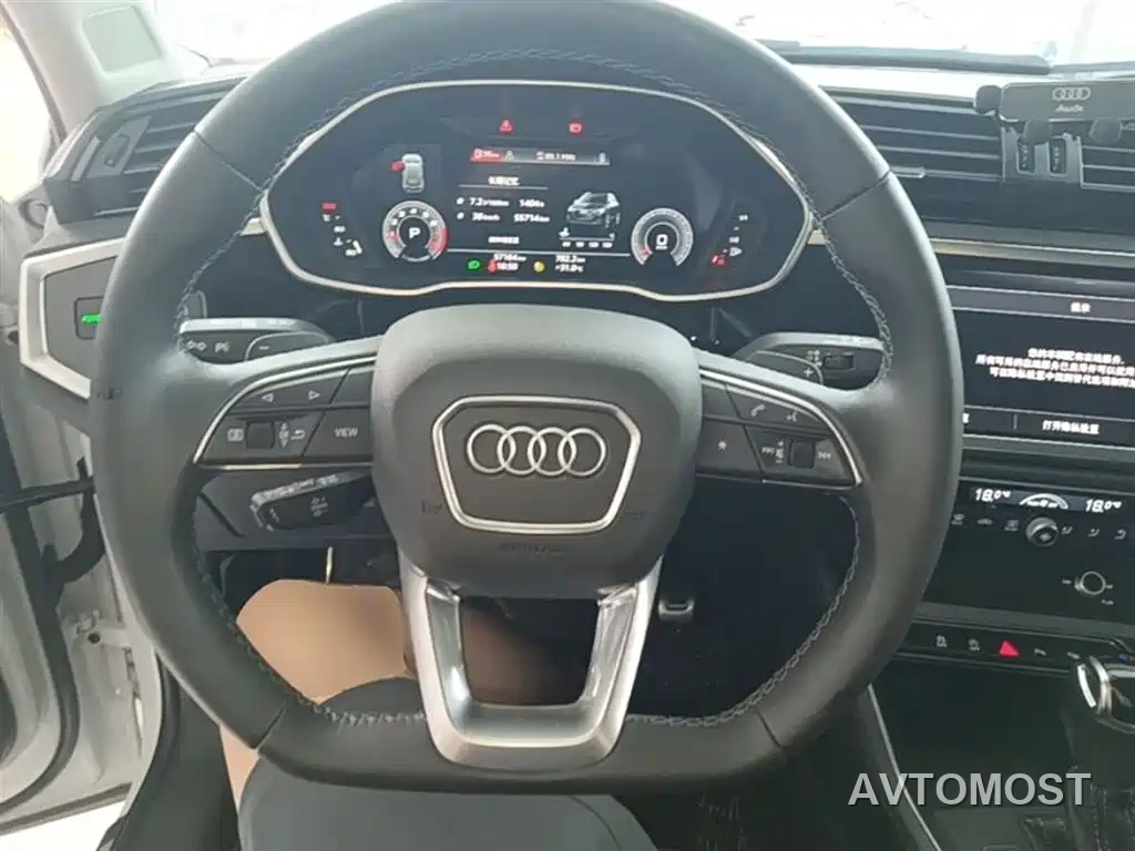 Audi Q3 2023 35 TFSI Fashion Dynamic (1.4T) — фото 11