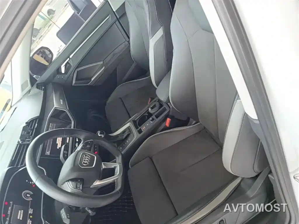 Audi Q3 2023 35 TFSI Fashion Dynamic (1.4T) — фото 15