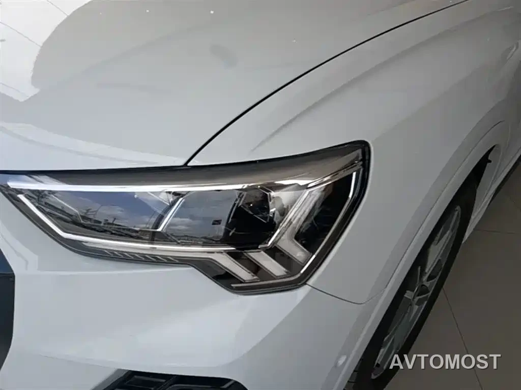 Audi Q3 2023 35 TFSI Fashion Dynamic (1.4T) — фото 24