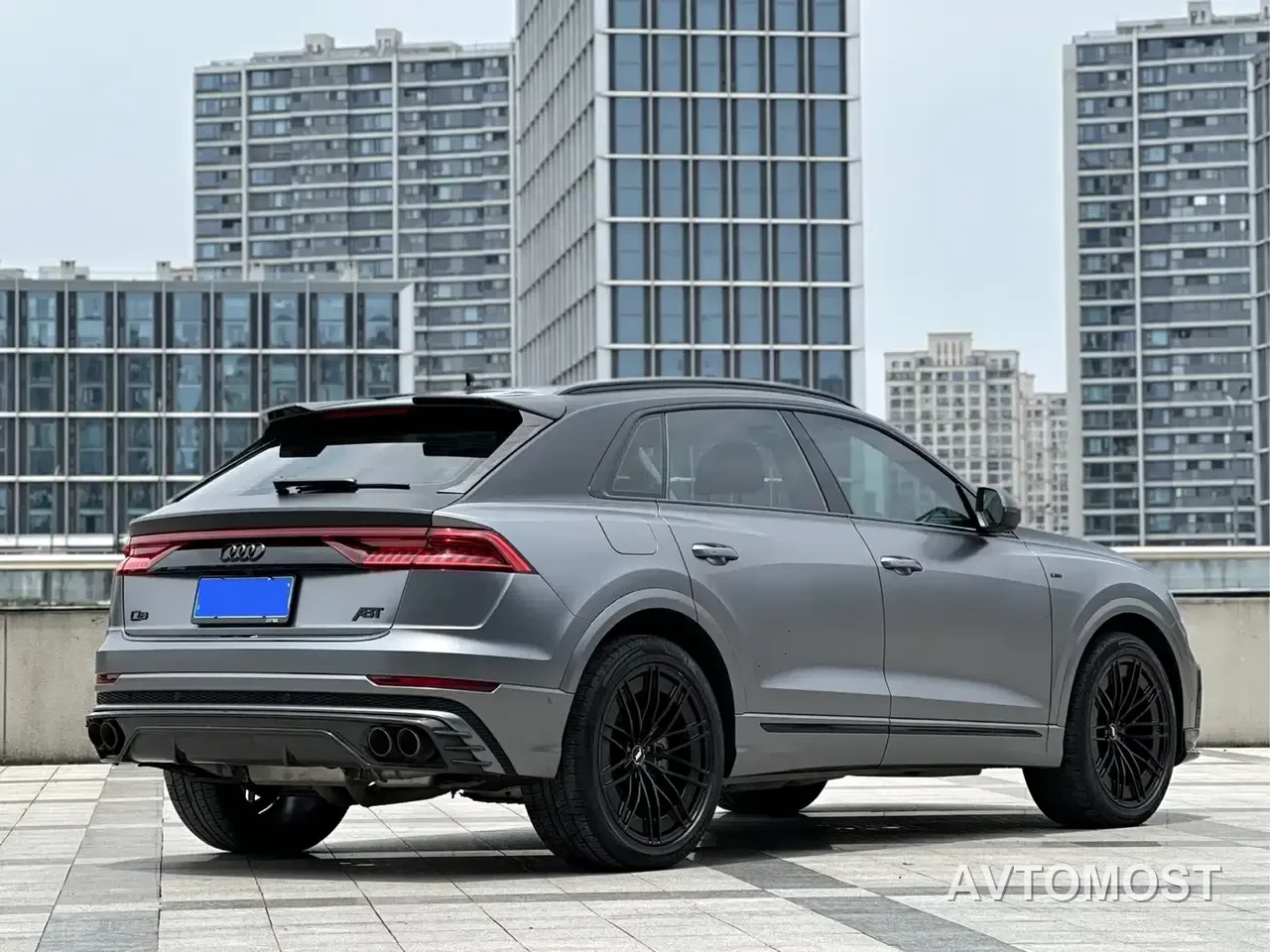 Audi Q8 2021 Model 55 TFSI Premium Dynamic — фото 4