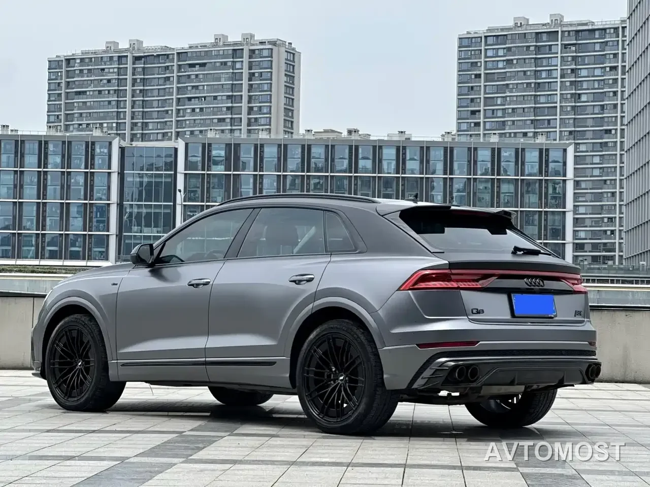 Audi Q8 2021 Model 55 TFSI Premium Dynamic — фото 6