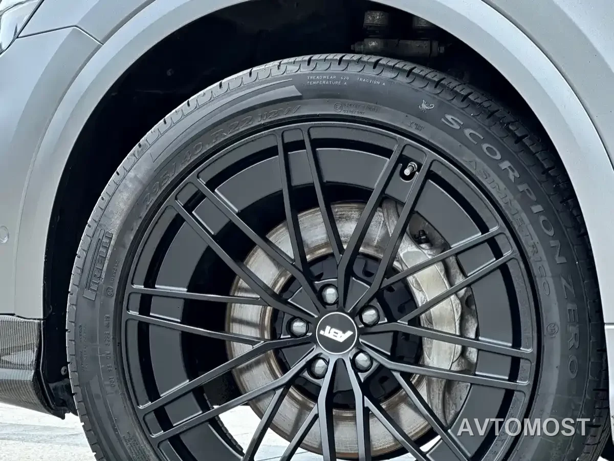 Audi Q8 2021 Model 55 TFSI Premium Dynamic — фото 8