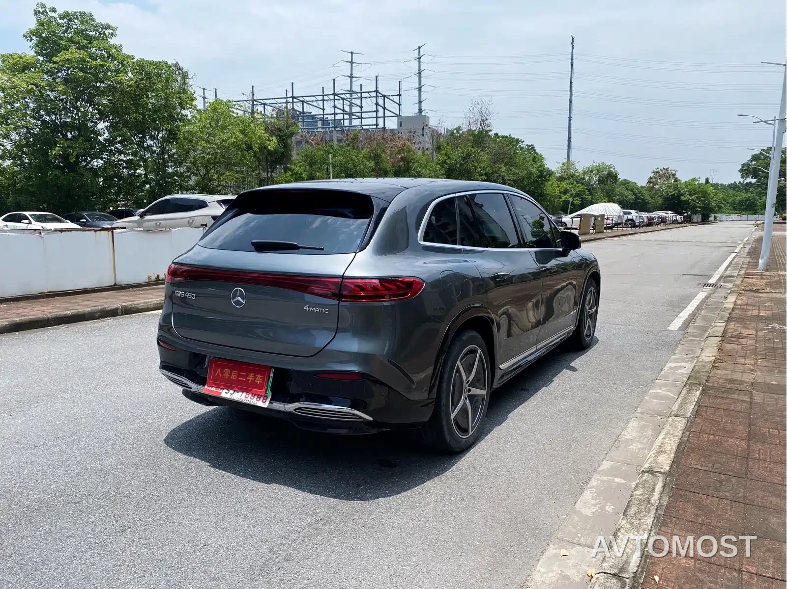 Mercedes-Benz EQS SUV 2023 450 4MATIC Pioneer Edition — фото 6
