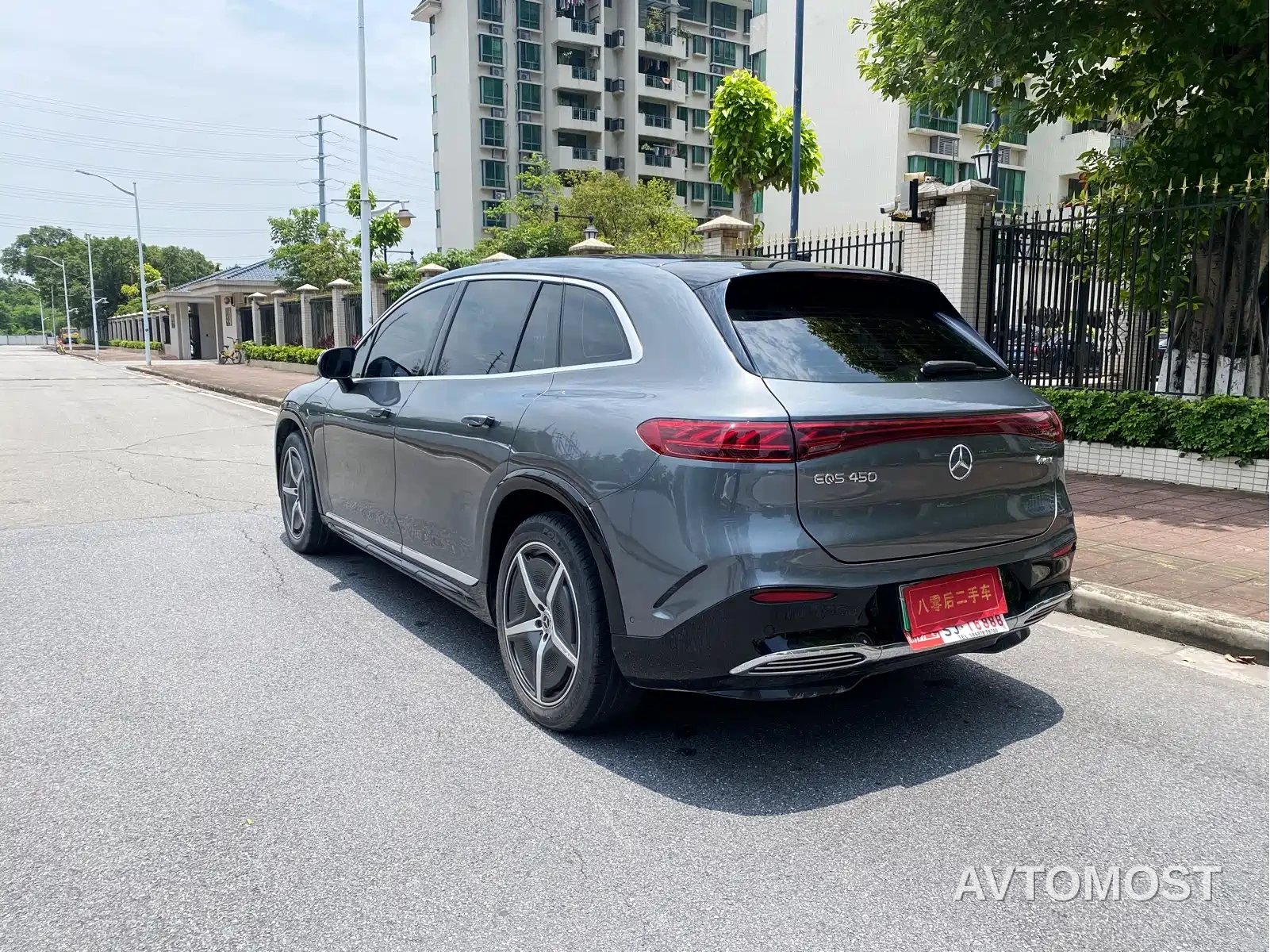 Mercedes-Benz EQS SUV 2023 450 4MATIC Pioneer Edition — фото 11
