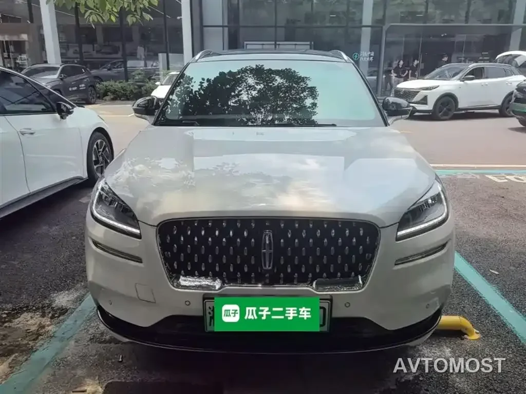 Lincoln Adventurer NEV 2021 PHEV AWD e-Elegance Edition — фото 3