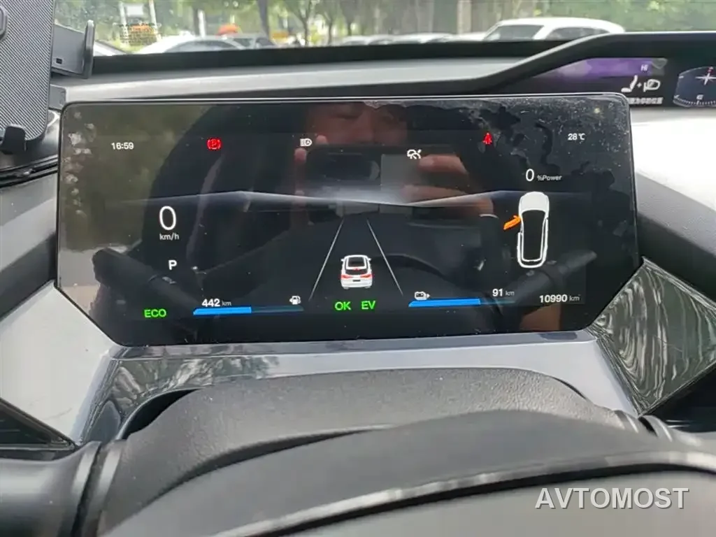 Changan Oshan Z6 EV 2022 Blue Whale iDD 150KM Flagship PLUS Smart Parking Edition — фото 11